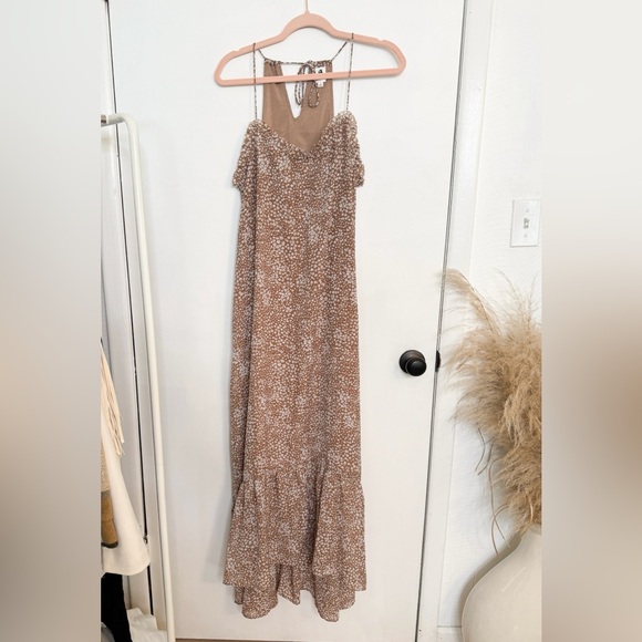 Vici brown floral maxi dress - Picture 2 of 5
